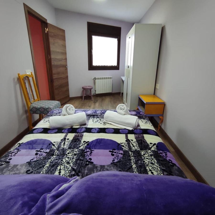 Apartamentos Turisticos Las 3 Golondrinas Peñafiel Eksteriør billede