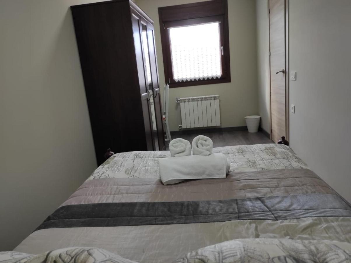 Apartamentos Turisticos Las 3 Golondrinas Peñafiel Eksteriør billede